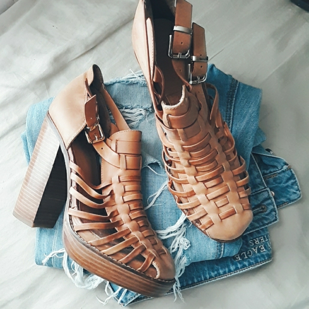 《《 ASOS 》》